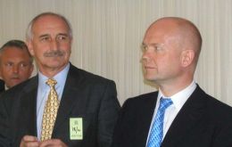 Councillor Mike Summers and Shadow Foreign Secretary MP William Hague