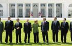 G8 leaders family photo in Heiligendamm