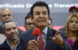 Nasralla (in the pic) is now slightly ahead of Asfura