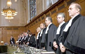 The International Court of The Hague will receive both delegation on September 12