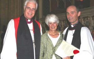 New minister licenced in Norwich.The new Rector of  Cathedral, R. Hines (right)his wife, Jen, and the Bishop for the Falklands, S. Venner.