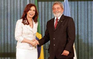 Cristina Fernadez and Lula da Silva want Venezuela inside Mercosur