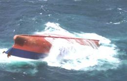   The Falklands flag Ferramales  capsizes before going down<br> Photo: FIG Fisheries Dpt.