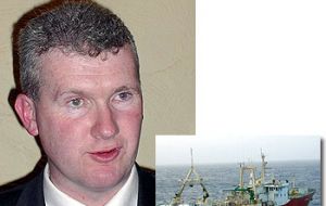 Fisheries Minister Tony Burke reaffirmed the Government's commitment to fight illegal fishing. (Photo: Stock File/Customs)