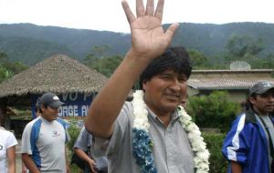 Morales on the campaign trail promises indigenous power