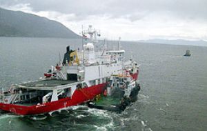 <i>HMS Endurance</i> calling Pta. Arenas<br>(Photo Armada de Chile)