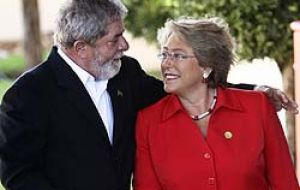 Pte. Lula da Silva with his counterpart Michelle Bachelet