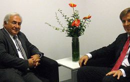 IMF director Dominique Strauss Khan met Central Bank president Martin Redrado