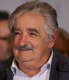The former guerrilla leader said it is a gross mistake to “fence in Iran”