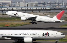Foreign airlines want access to JAL lucrative Asian routes