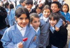 Chilean students with good academia credits are rewarded with PCs