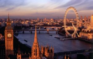 Foreign visits to UK fell 6.3%, but London remained the most popular attraction 