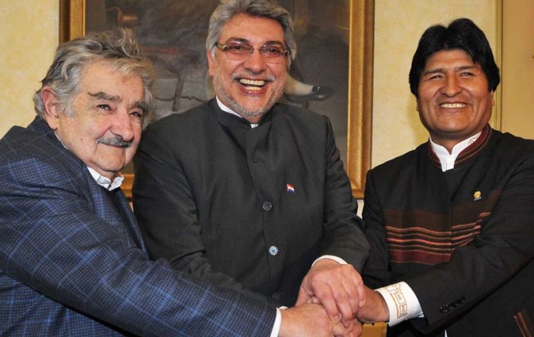 Ptes. Mujica, Lugo and Morales during the meeting