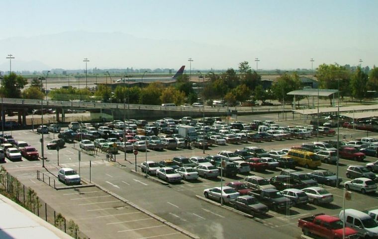 The terminal receives 50.000 daily visitors and 20.000 cars 