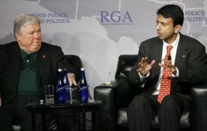 Mississippi Governor Haley Barbour and Louisiana Governor Bobby Jindal pressed the ITC to retain the tariffs