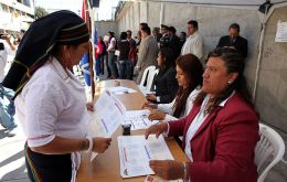 Ecuadorian voters suspicious of attempts to curb press freedom and judicial independence