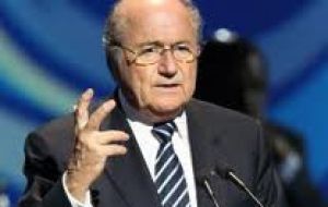 A relieved Blatter thanks the 186 votes and no recrimination with the English 