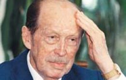 Former Paraguayan president Alfredo Stroessner, died in exile in Brazil 