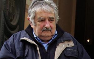 President Mujica: “I won’t decide, nor will they, and you will have to vote”.
