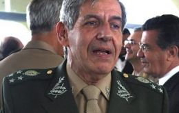 Retired General Augusto Heleno sent a strong message to Celso Amorim 