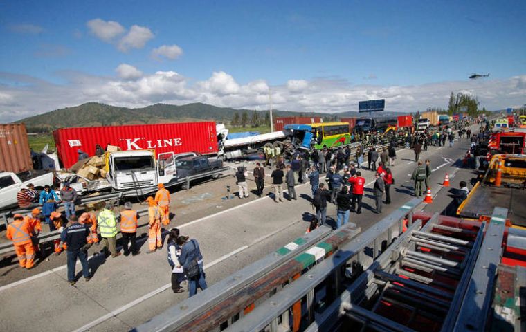 The extent of the damage in one of Chile’s busiest highways
