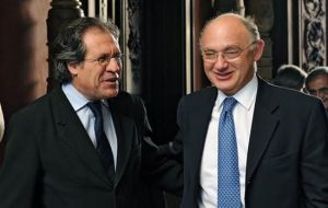 Almagro and Timerman had a fifteen minutes phone exchange to coordinate efforts 