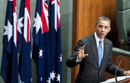 Obama addressing the Australian parliament 