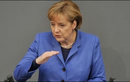 Merkel addressing the Bundestag rejects greater responsibilities for the ECB