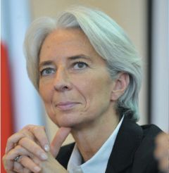 The three threats according to Lagarde: banking contagion, fall in trade and reduced foreign investment