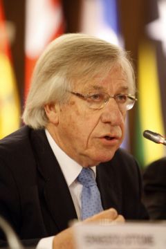 Vice-President Astori claims there is lack of cooperation from country members