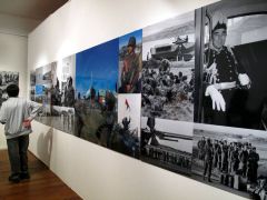 The exhibition is in the Palais de Glace, Buenos Aires.