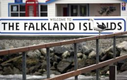 Falklands’ foreign and domestic tourist expected to reach 57.000 this year