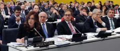 A numerous delegation accompanied the Argentine president at her presentation before the C24 claiming the Falklands