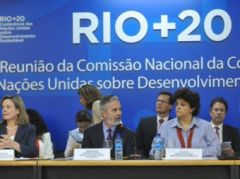 Leaders meeting in Rio suspect of a coup to oust President Lugo