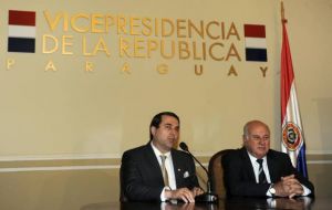 President Franco next to the new Vice president Oscar Denis (Photo ABC)