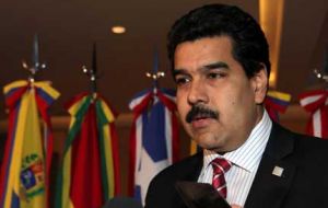 Allegedly Maduro met with the top Paraguayan military and demanded they support Lugo 
