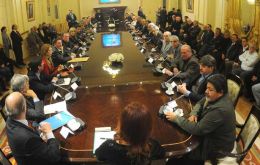 Anti-Moyano union leaders meet with Cristina Fernandez 