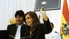 Cristina Fernandez and Evo Morales celebrate the increased bilateral relations