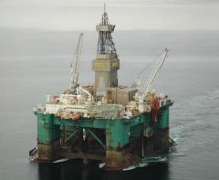 The Leif Eiriksson struck the discovery in the Darwin well to the south of the Falklands