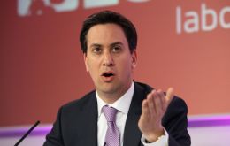 Labour leader Ed Miliband insists UK banks must split commercial from investment banking   