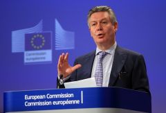 EU Trade Commissioner Karel De Gucht:‚ an important recognition that key developing economies have become globally competitive’