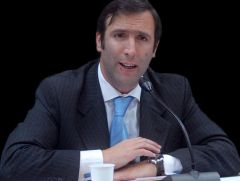 Lorenzino accuses speculators are betting Argentina will default on its obligations