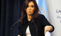 Cristina Fernandez repeating she would not succumb to the 'vulture funds'