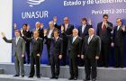 Family picture of presidents and representatives at the Unasur summit in Lima