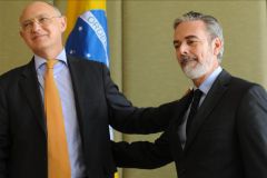 Patriota and Timerman (L) announce the decision 