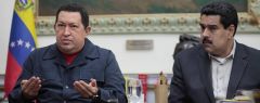 ”Choose Maduro (R) as president of the republic,” Chavez (L) said. I am asking you this from all my heart. (Photo Efe)