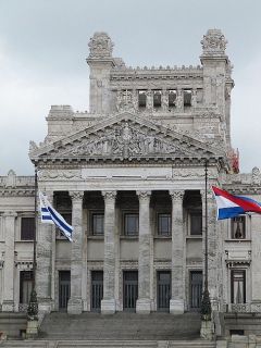 The Lower House debated eight hours, and now the bill goes to the Senate, but given the wide support its approval is not questioned 