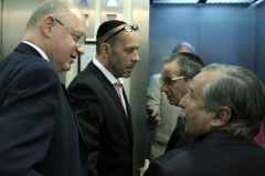 Foreign minister Timerman met with representatives from Jewish organizations in Buenos Aires 