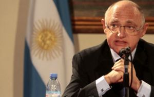 Minister Timerman expected in London next week 