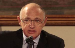 Timerman says Argentina without Malvinas is “an incomplete country”